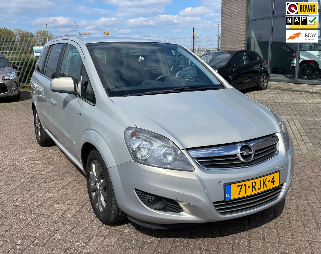 Opel Zafira - 1.8 Edition 1.8 Edition, 7PERS, 1E EIG AFK, geluid in de vers.bak, NAP, VOLLEDIGE OH BESCHIKBAAR, - AutoWereld.nl