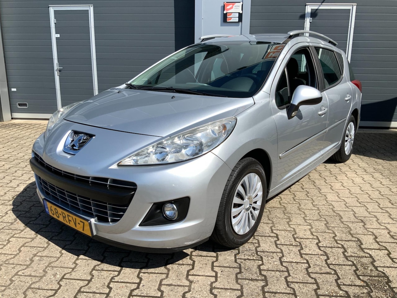 Peugeot 207 SW - 1.6 VTi Active Airco Trekhaak - AutoWereld.nl