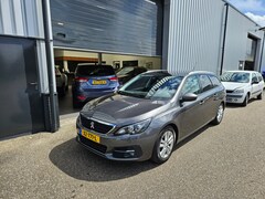 Peugeot 308 SW - 1.2 PureTech Blue Lease Executive