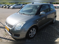 Suzuki Swift - 1.3 Exclusive