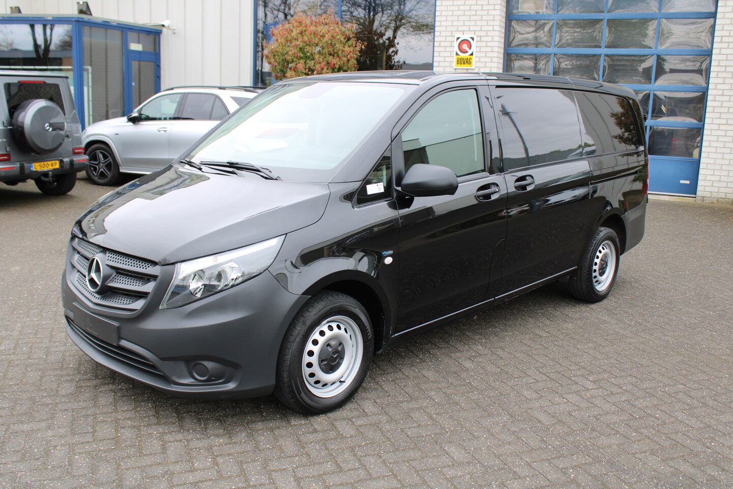 Mercedes-Benz Vito - 114 CDI Lang 2500kg trekhaak, Linker schuifdeur, Standkachel - AutoWereld.nl