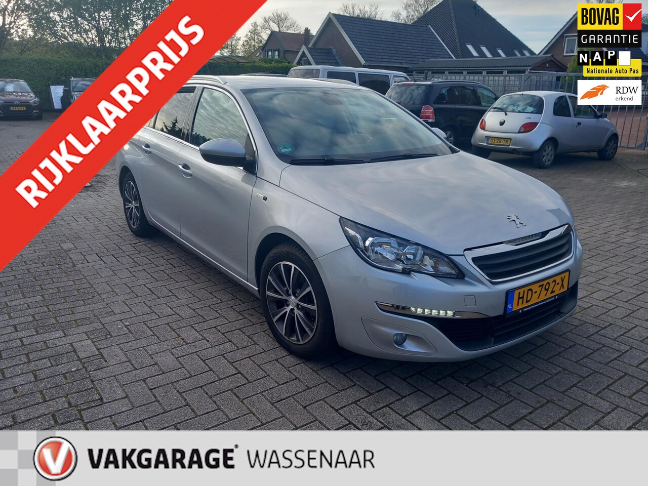 Peugeot 308 SW - 1.2 pure tech style navi ecc - AutoWereld.nl