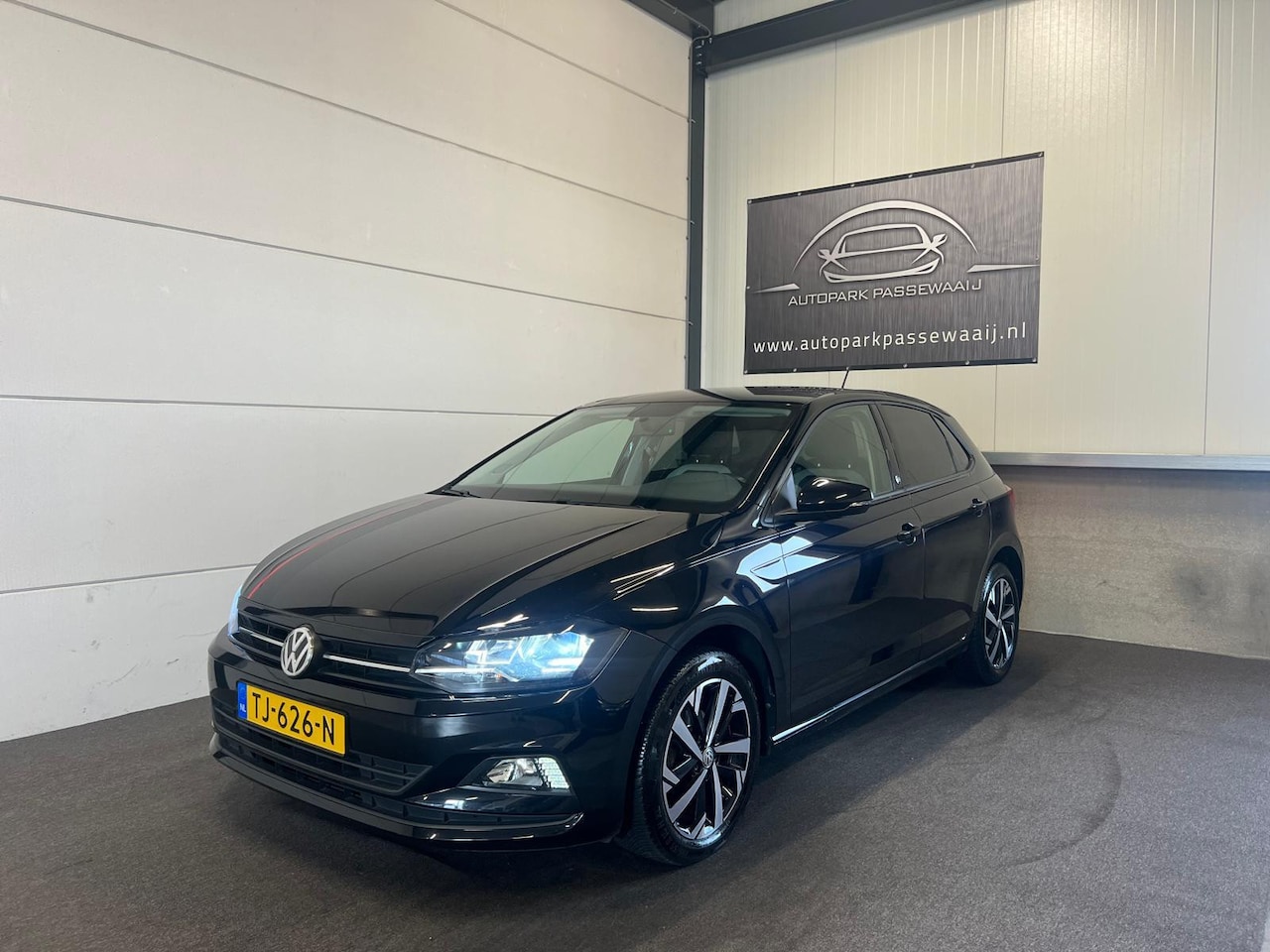 Volkswagen Polo - 1.0 TSI Beats 1.0 TSI Beats, Adaptief Cruise Control, Apple Carplay, Xenon, Elektrische Ramen, Airco, NA - AutoWereld.nl