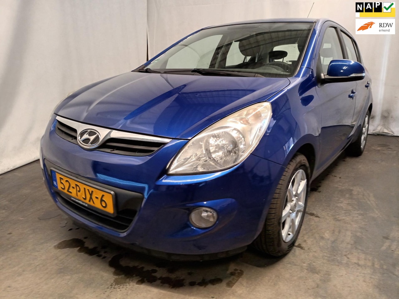 Hyundai i20 - 1.2i i-Motion - Airco - AutoWereld.nl