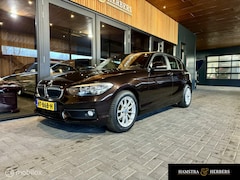 BMW 1-serie - 118i Bruin Metallic, automaat