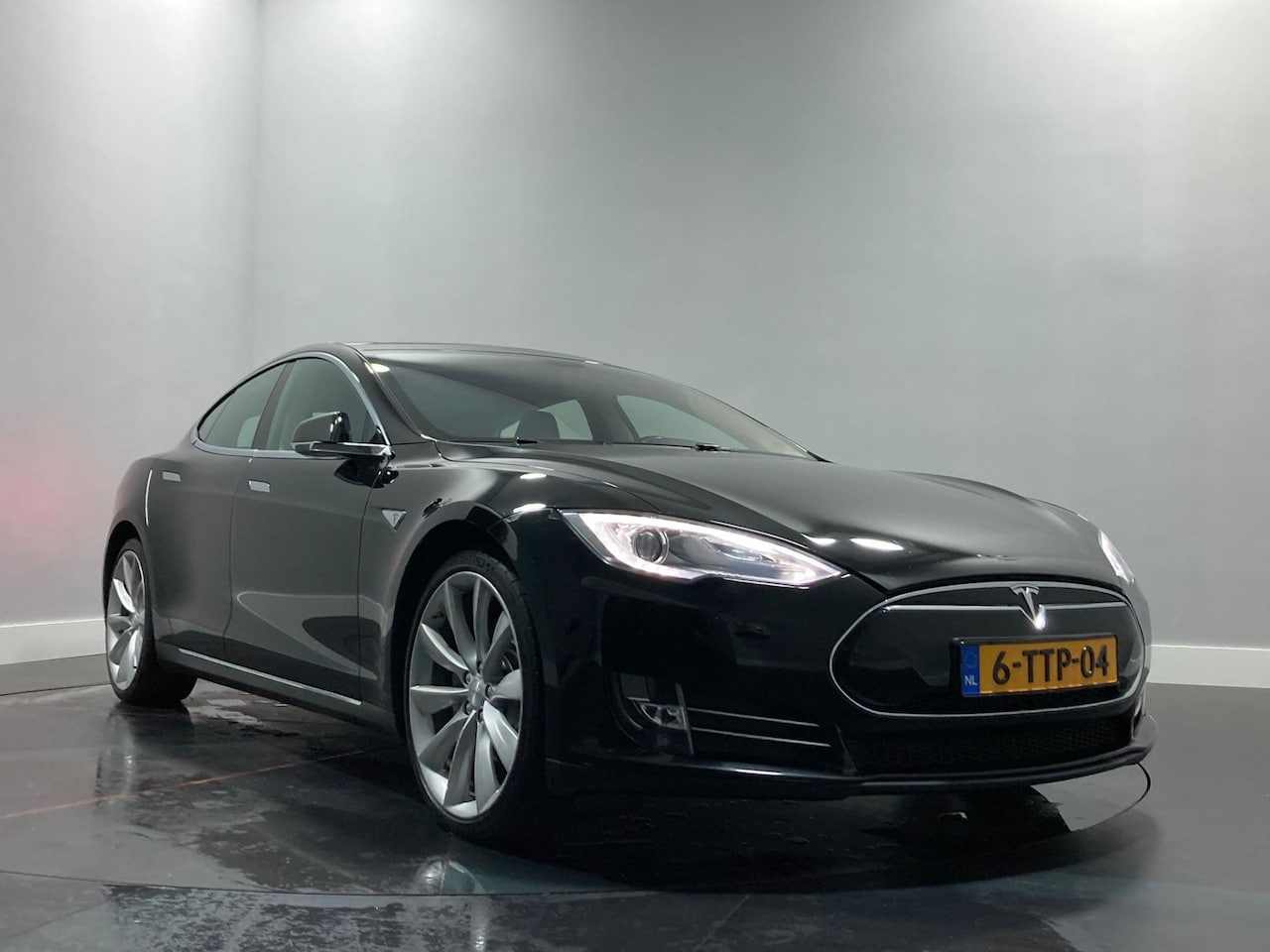 Tesla Model S - 85 | Pano | Leder | 21"Turbine | Tech Pack | Premium Audio - AutoWereld.nl