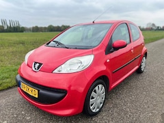 Peugeot 107 - 1.0-12V XS