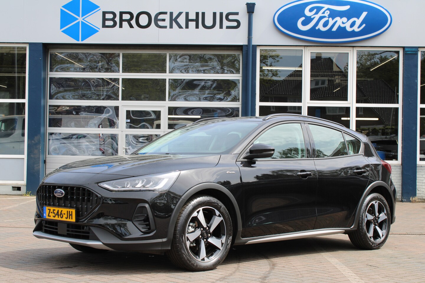 Ford Focus - 1.0EB HYBRID ACTIVE AUTOMAAT | GARANTIE T/M 2027 | STOELVERWARMING | CAMERA | NAVI | STAND - AutoWereld.nl