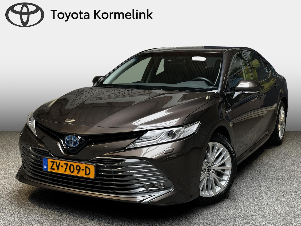 Toyota Camry - 2.5 Hybrid Executive automaat - AutoWereld.nl