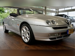 Alfa Romeo Spider - 3.0-12V V6 L