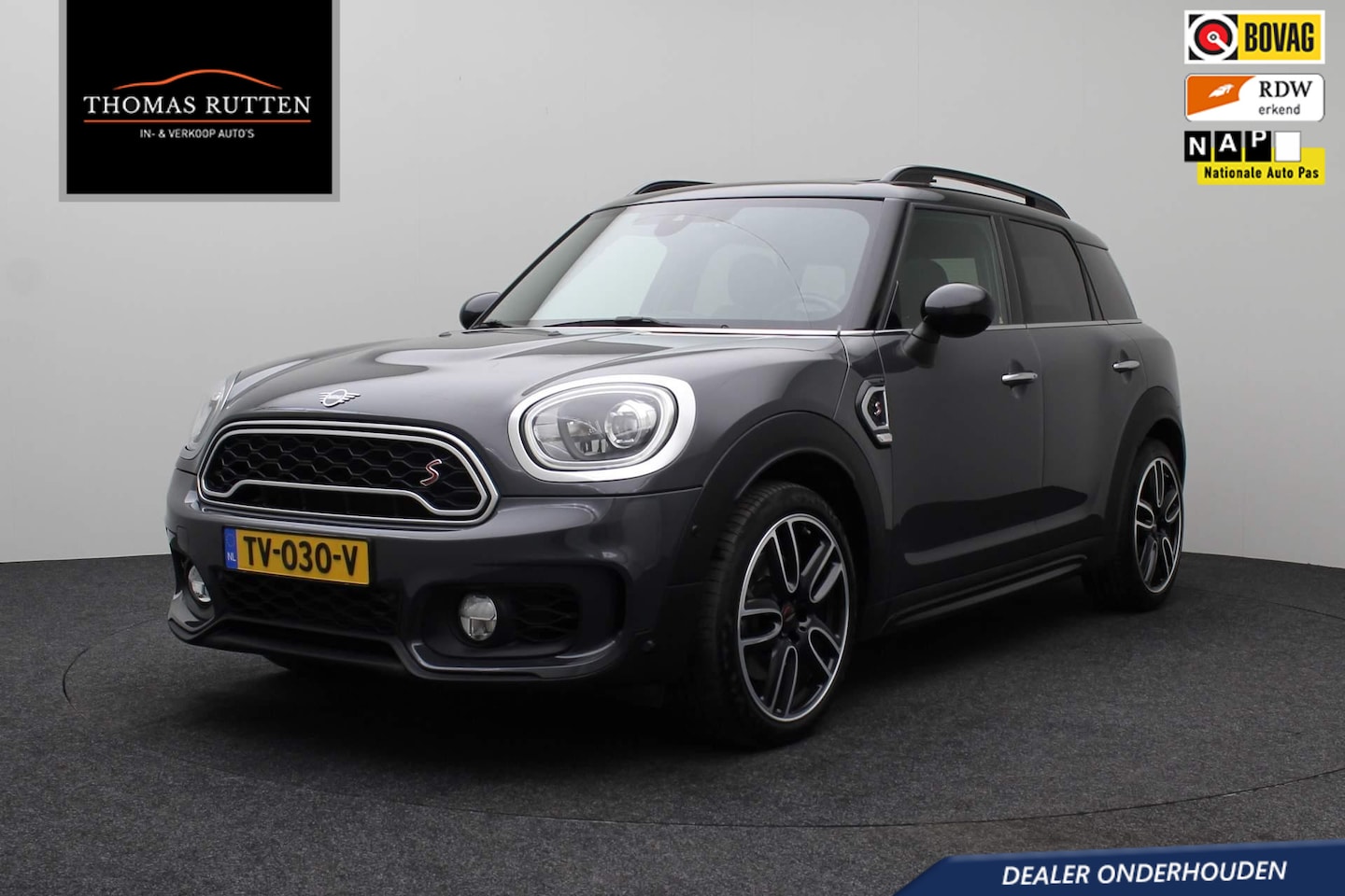 MINI Countryman - Mini 2.0 Cooper S 2018 | John Cooper Works | Trekhaak | Airco | Navigate | Cruise Control - AutoWereld.nl