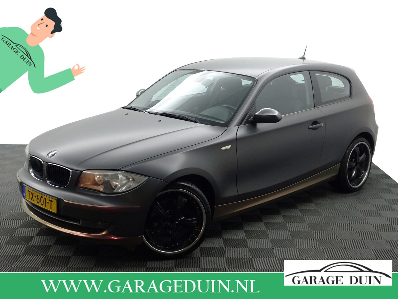 BMW 1-serie - 118i M Sport Automaat- Uniek!! / Stoelverwarming / Park Assist / Clima / Retro Wheels - AutoWereld.nl