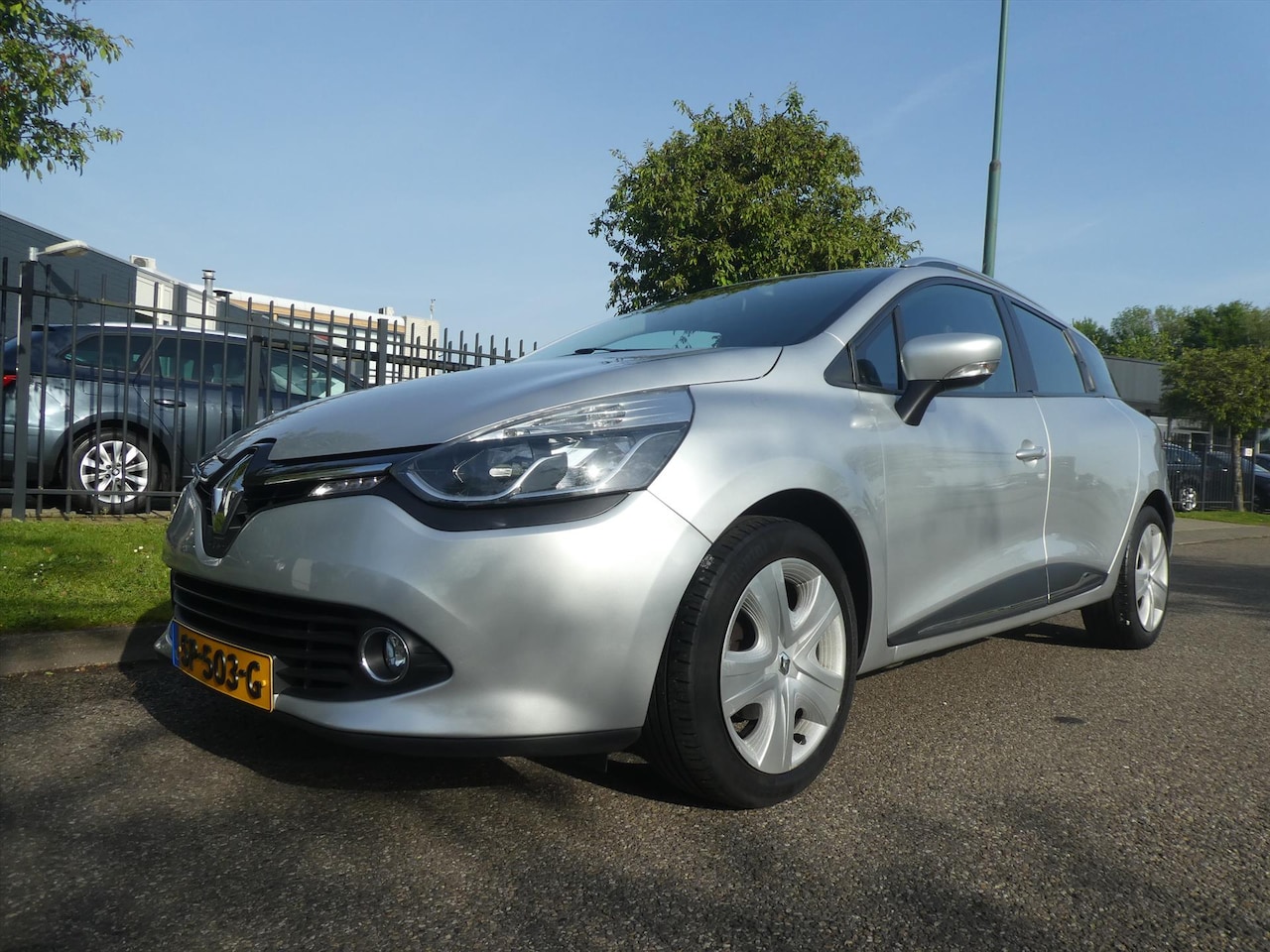 Renault Clio Estate - Energy TCe 90pk S&S Zen AIRCO NAVIGATIE - AutoWereld.nl