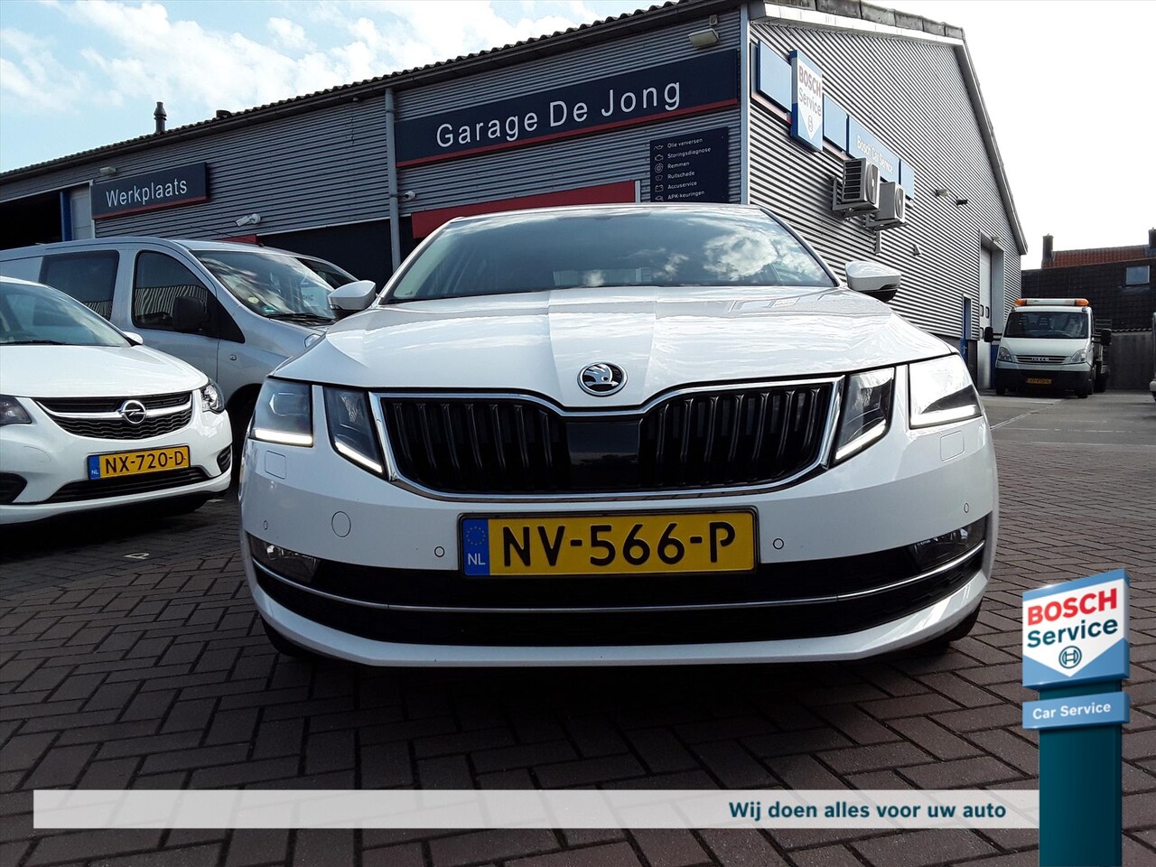 Skoda Octavia - 1.0 TSI 115pk Greentech DSG Style Business - AutoWereld.nl