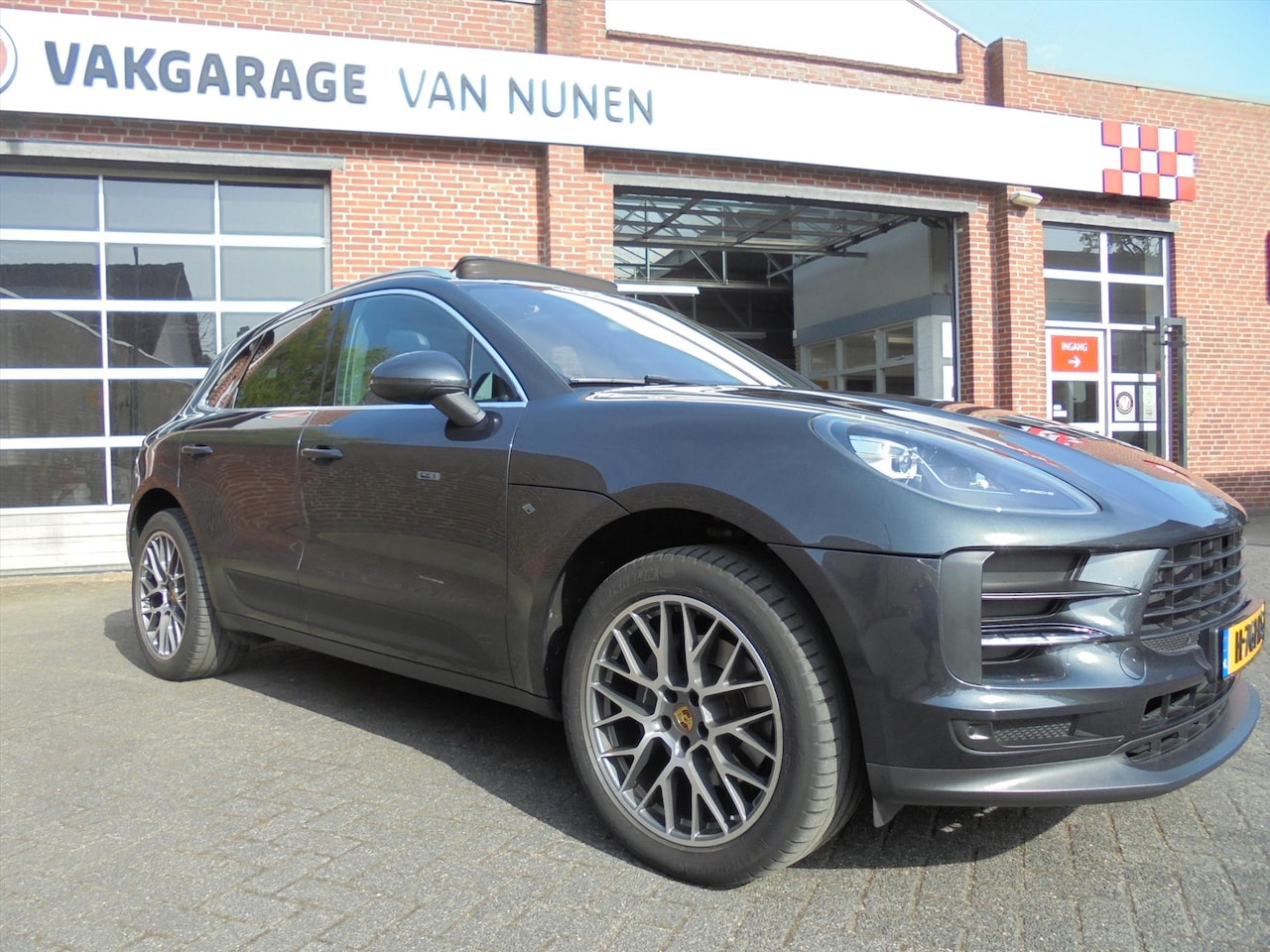 Porsche Macan - 2.0 245pk PDK - AutoWereld.nl