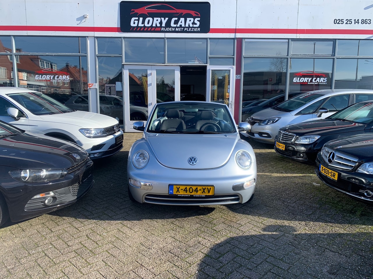 Volkswagen New Beetle Cabriolet - 1.6 Airco,Elektrische Kap - AutoWereld.nl