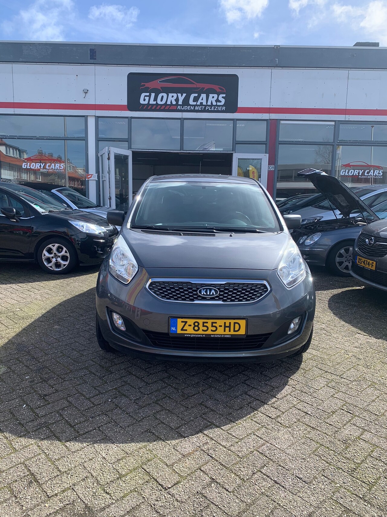 Kia Venga - 1.4 CVVT X-ecutive AIRCO-PDC-ELEKT.RAMEN - AutoWereld.nl