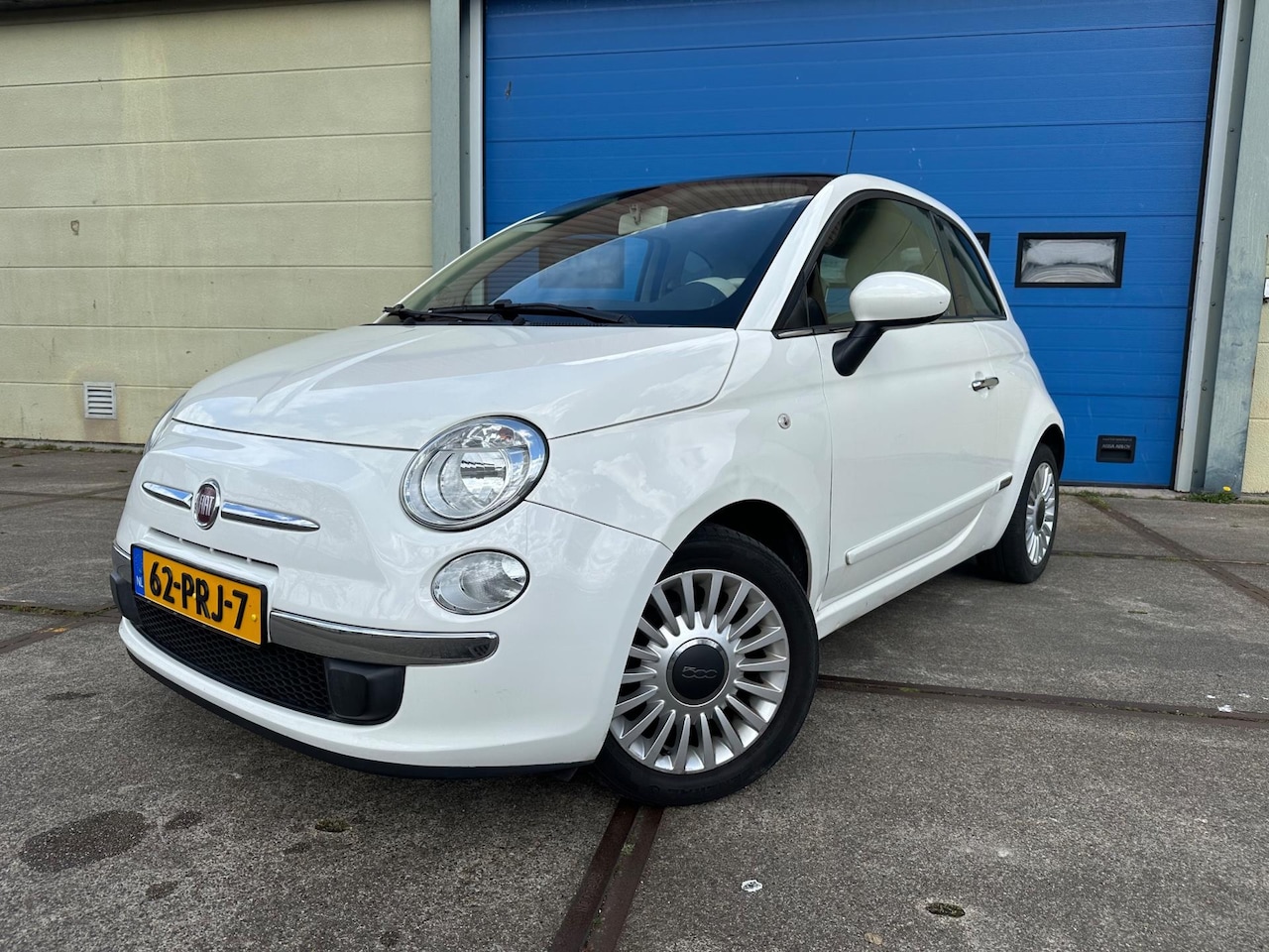 Fiat 500 - 0.9 TwinAir Lounge Airco! PANO! 116DKM NAP! WIT! 2011 - AutoWereld.nl