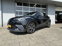 Toyota C-HR - 1.8 Hybrid Dynamic | Stoelverwarming | Navigatie | Camera achter | Automaat |