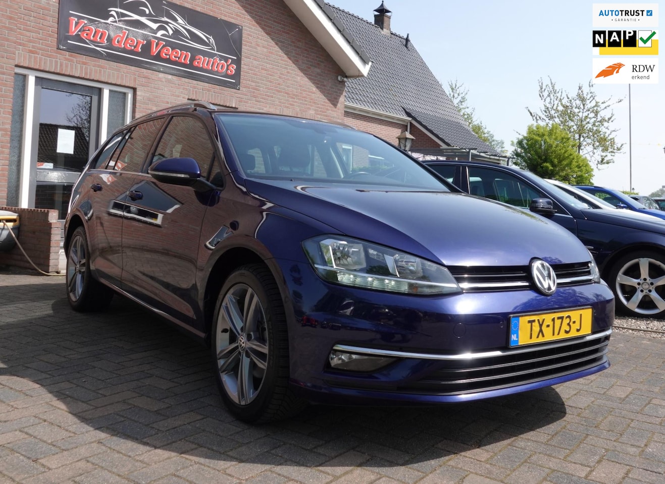 Volkswagen Golf Variant - 1.0 TSI Highline. 1ste eigenaar! Digitale instrumentenpaneel|Chrome afwerking|Navi|Adap.cr - AutoWereld.nl