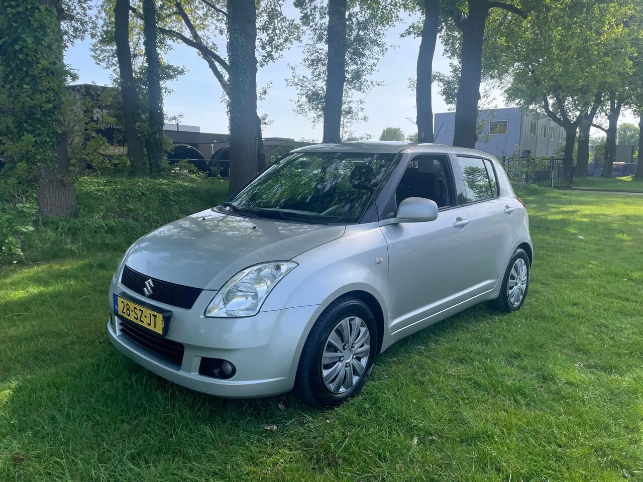 Suzuki Swift - 1.3 Shogun 5Drs *Airco* - AutoWereld.nl