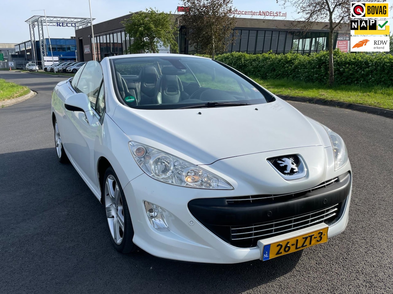 Peugeot 308 CC - 1.6 THP Sport Pack 1.6 THP Sport Pack, 156PK, GEEN IMPORT, NAP! - AutoWereld.nl