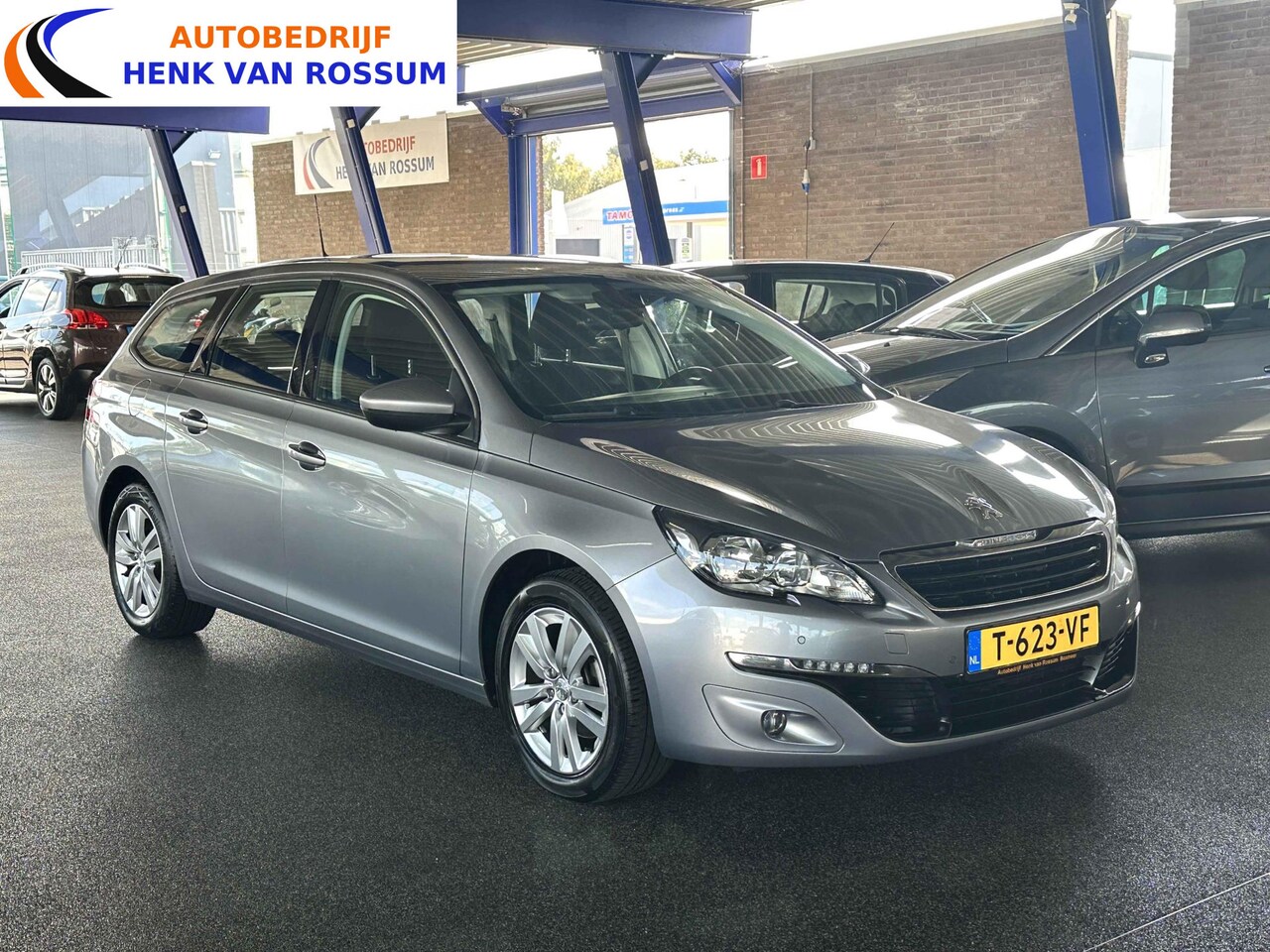 Peugeot 308 SW - 1.2 PureTech Navi | Cruise | PDC | Dealer onderhouden. - AutoWereld.nl