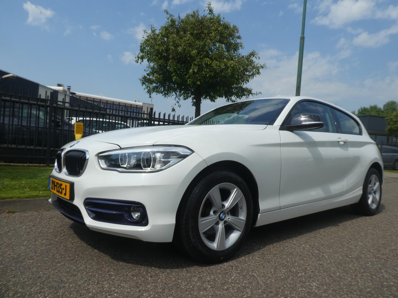 BMW 1-serie - Sportshatch (f21) 116i 109pk Sport Edition Sportstoelen Navigatie - AutoWereld.nl