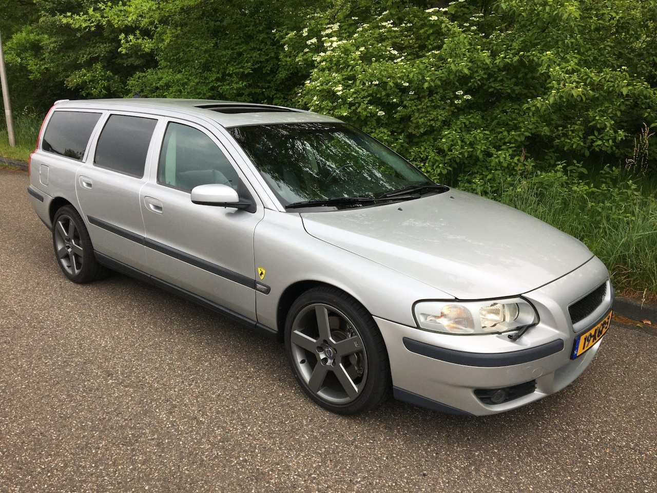 Volvo V70 - 2.5 R Geartronic 2.5 R Geartronic - AutoWereld.nl