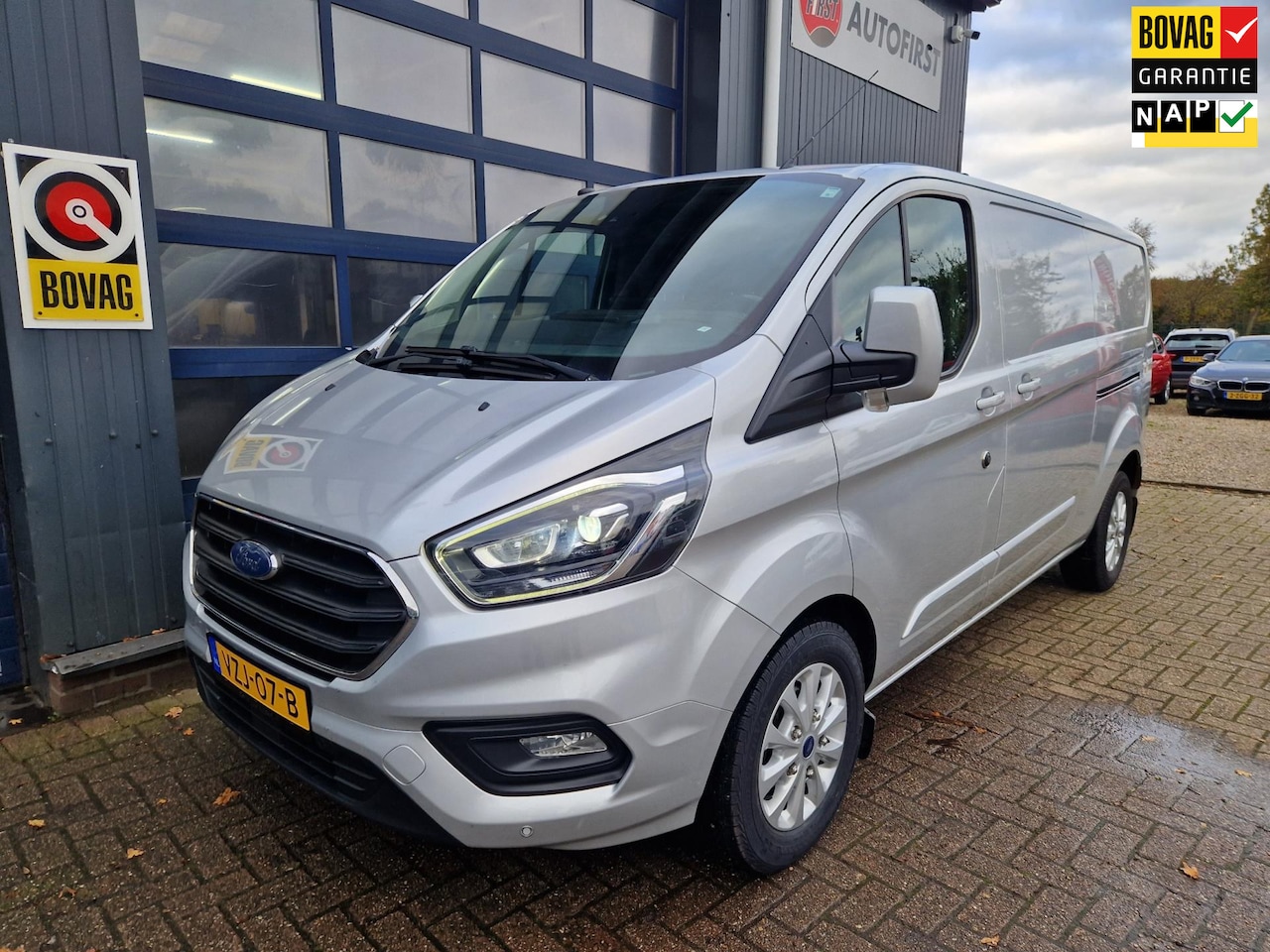 Ford Transit Custom - 290 2.0 TDCI L2H1 Limited 290 2.0 TDCI L2H1 Limited - AutoWereld.nl