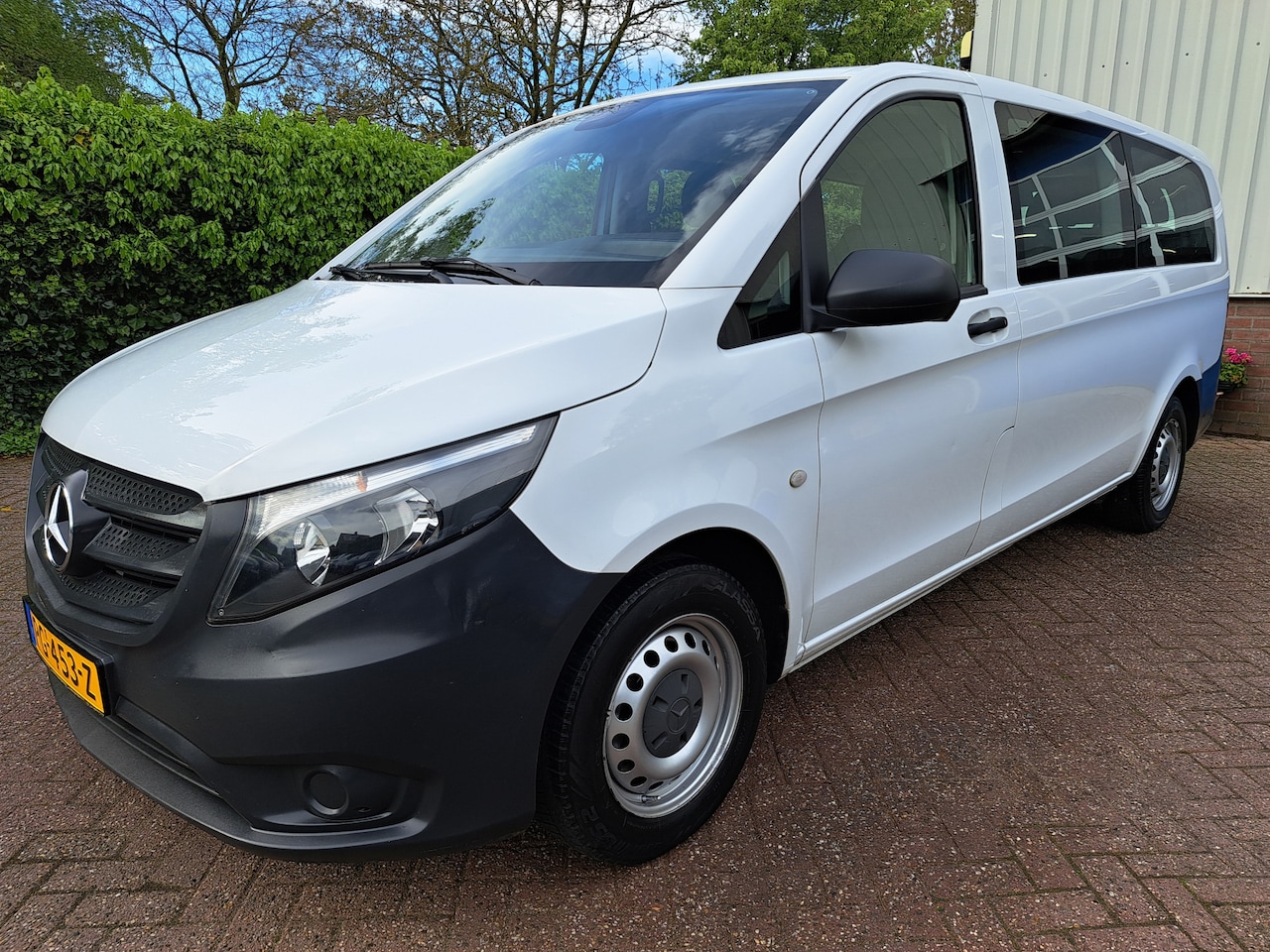 Mercedes-Benz Vito Tourer - 109 BlueTEC Extra Lang 9-PERSOONS 24000.- INCL. BTW 88PK - AutoWereld.nl