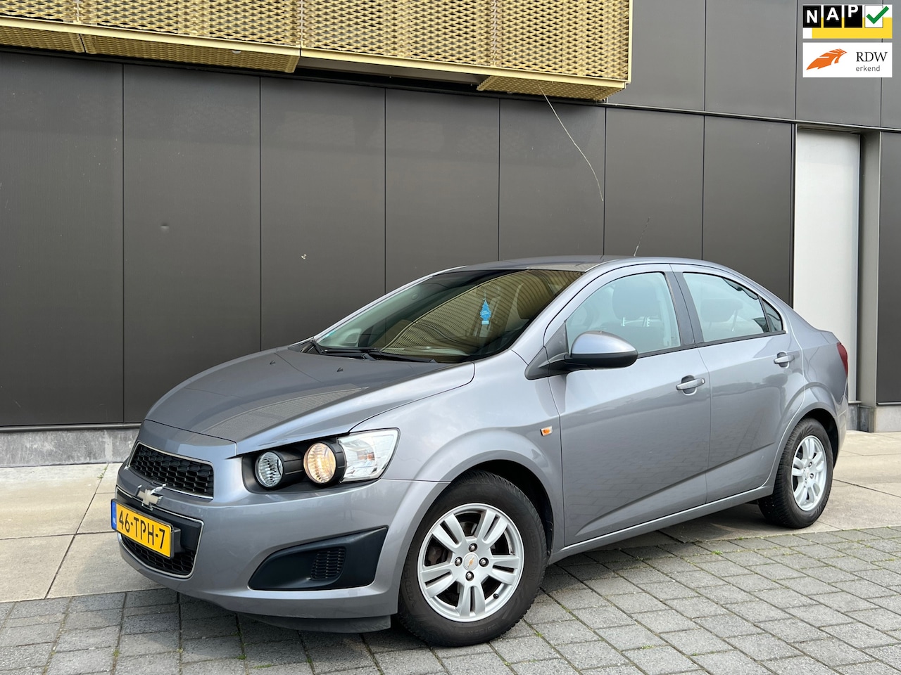 Chevrolet Aveo - 1.4 LT/Airco/Cruise/1e Eigen./Elektr.ramen/Trekh - AutoWereld.nl