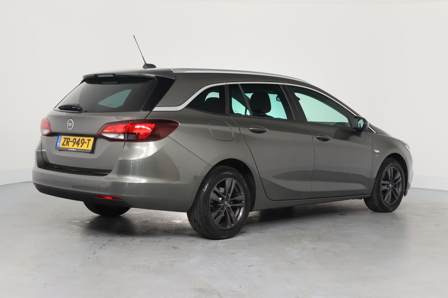 Opel Astra Sports Tourer 1 0 Turbo 120 Jaar Edition 1e Eigenaar AGR Navi Clima