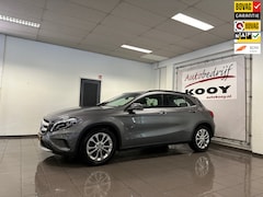 Mercedes-Benz GLA-Klasse - 200 Ambition * Automaat / Trekhaak / Cruise control / Navigatie / Xenon