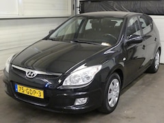 Hyundai i30 - 1.6i Dynamic - Airco - Nette auto - APK 2025