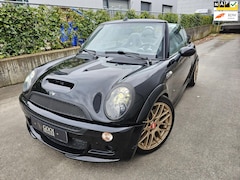 MINI Cabrio - 1.6 Cooper S JOHN COOPER WORKS SCHAALSTOELEN UNIEK