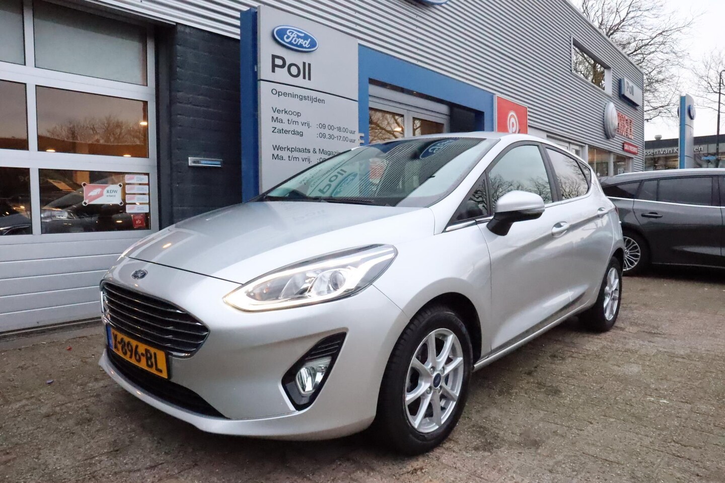 Ford Fiesta - 1.0 EcoBoost Titanium Touchscreen Winter pack Privacy Glass 5drs Dealeronderhouden - AutoWereld.nl