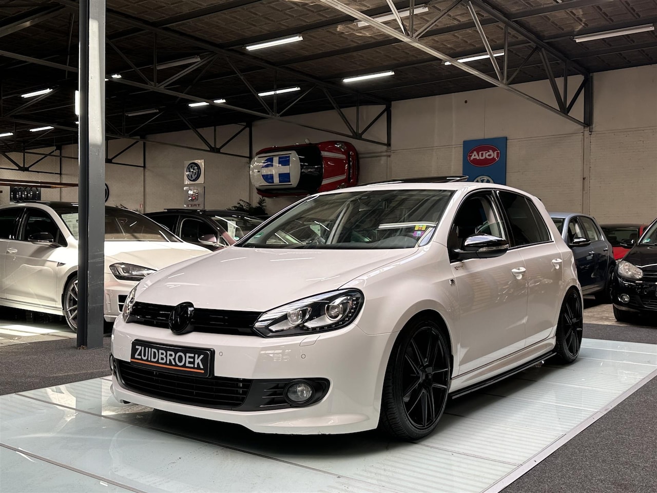 Volkswagen Golf - 1.4 TSI 122PK 5-Deurs PANODAK Xenon Clima R-LINE - AutoWereld.nl