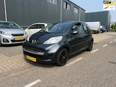 Peugeot 107 - 1.0-12V Urban Move AIRCO