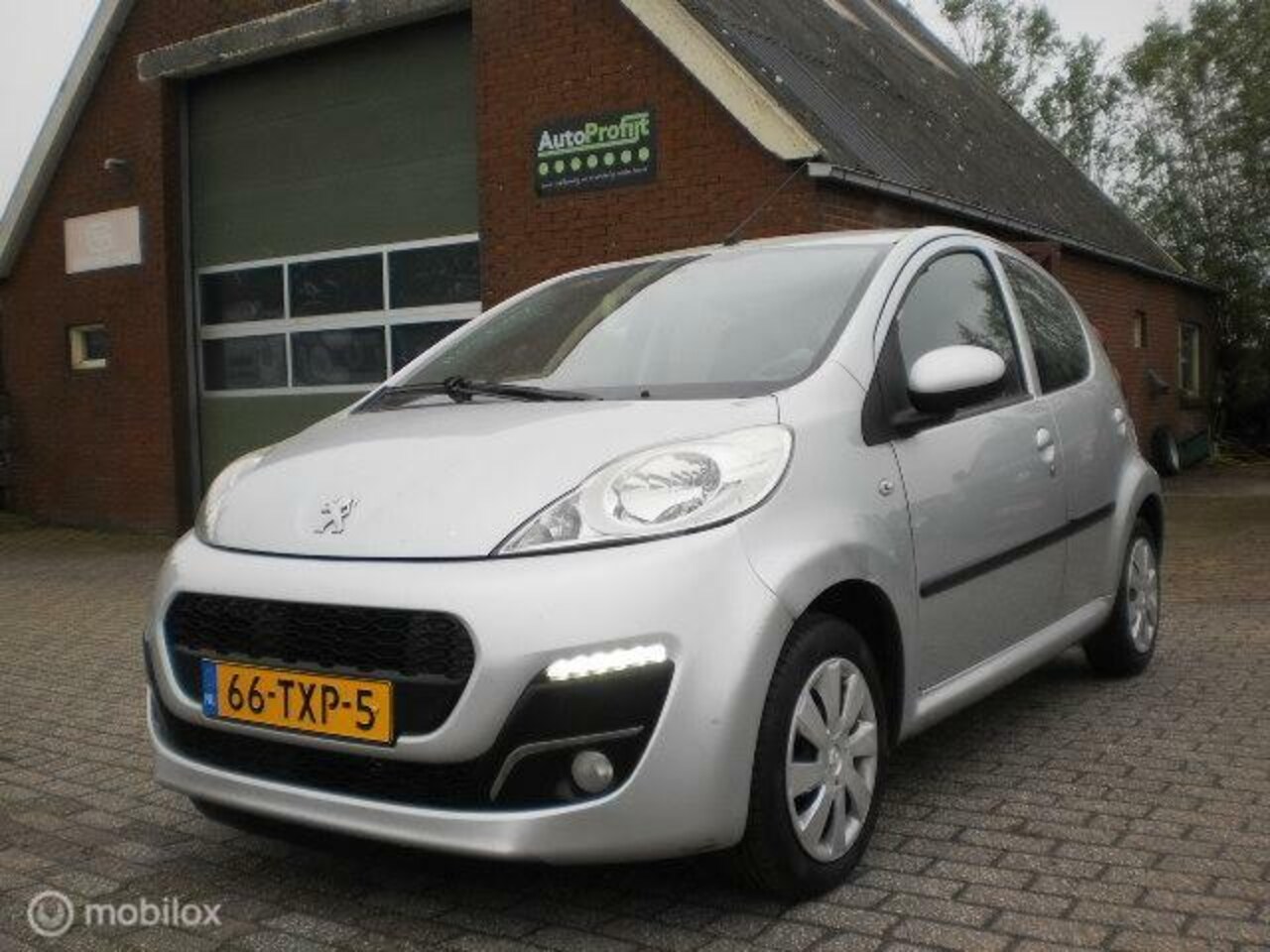 Peugeot 107 - 1.0 Blue Lease 1.0 Blue Lease, AIRCO, APK 05/25 - AutoWereld.nl