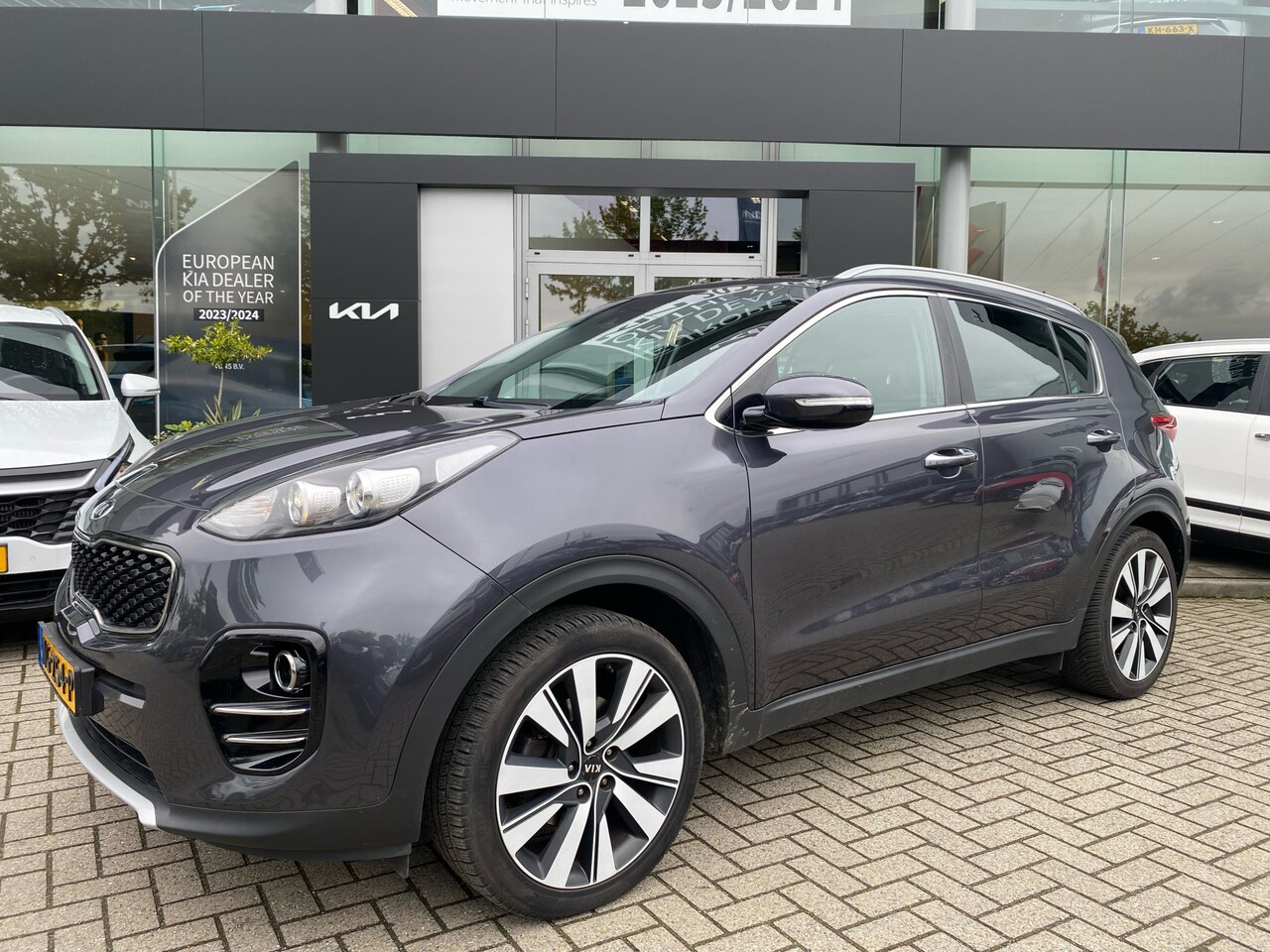 Kia Sportage - 1.6 T-GDI DynamicPlusLine Panorama Dak // Trekhaak // 1900kg  trekgewicht // 1e eigenaar i - AutoWereld.nl