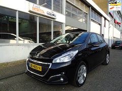 Peugeot 208 - 1.2 PureTech Signature