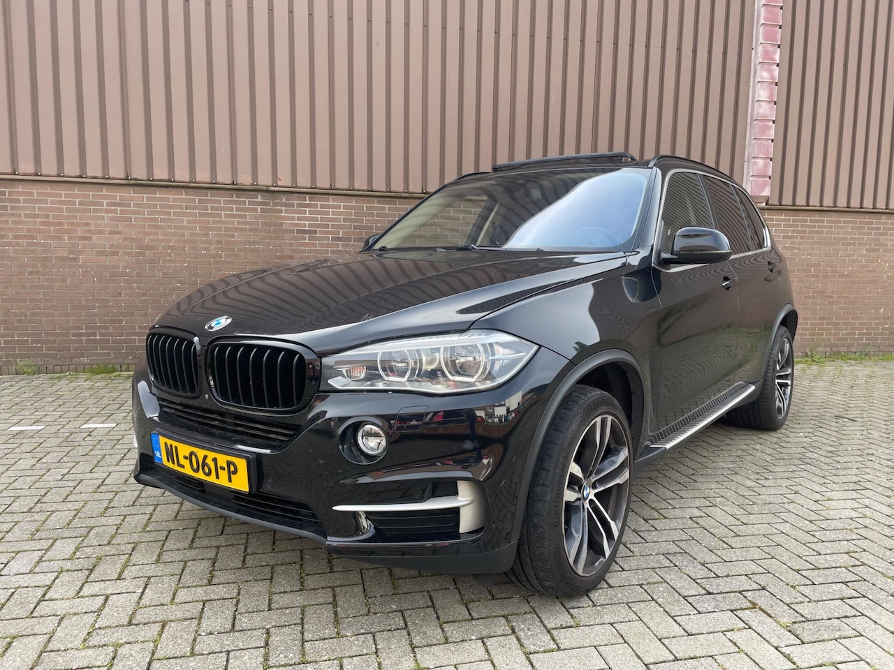 BMW X5 - XDrive30d High Executive Pano Leer Camera Clima - AutoWereld.nl