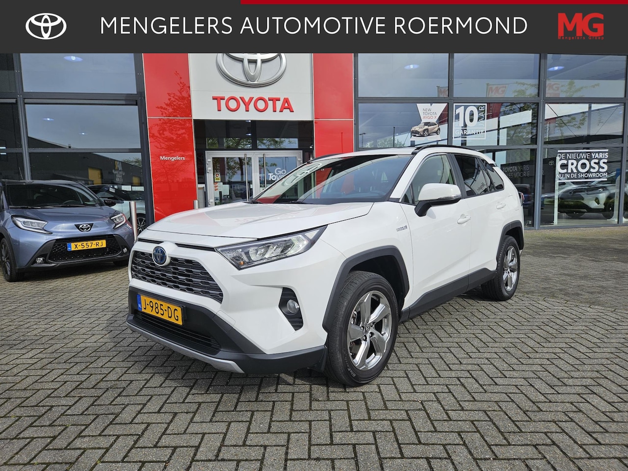 Toyota RAV4 - 2.5 Hybrid Dynamic 2WD - AutoWereld.nl