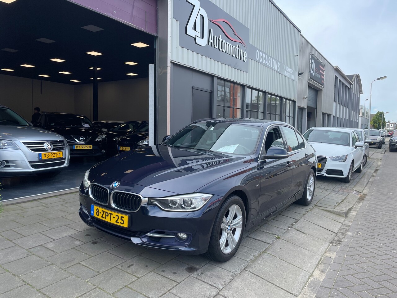 BMW 3-serie - 320i High Executive 320i High Executive - AutoWereld.nl