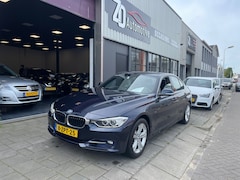 BMW 3-serie - 320i High Executive