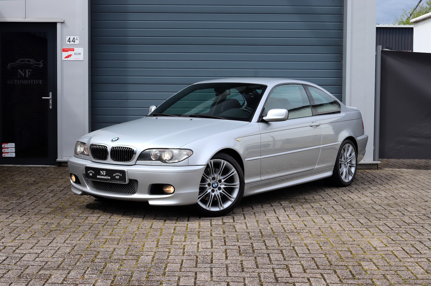 BMW 3-serie Coupé - 330Ci Executive 330Ci E46 - M-Package - Xenon Climate Cruise - AutoWereld.nl