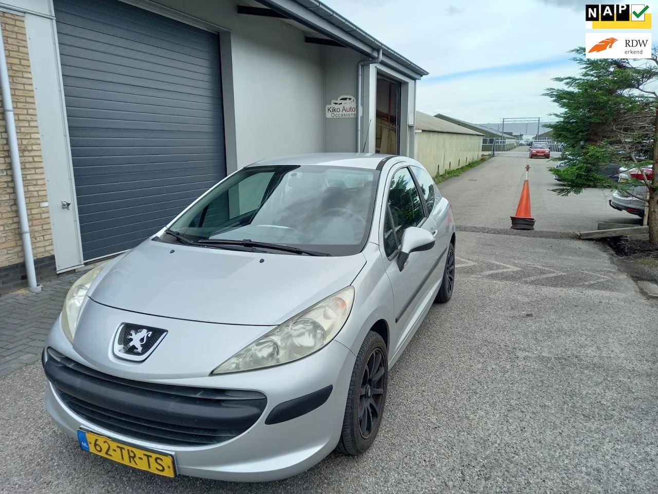 Peugeot 207 - 1.4-16V X-line 1.4-16V X-line - AutoWereld.nl