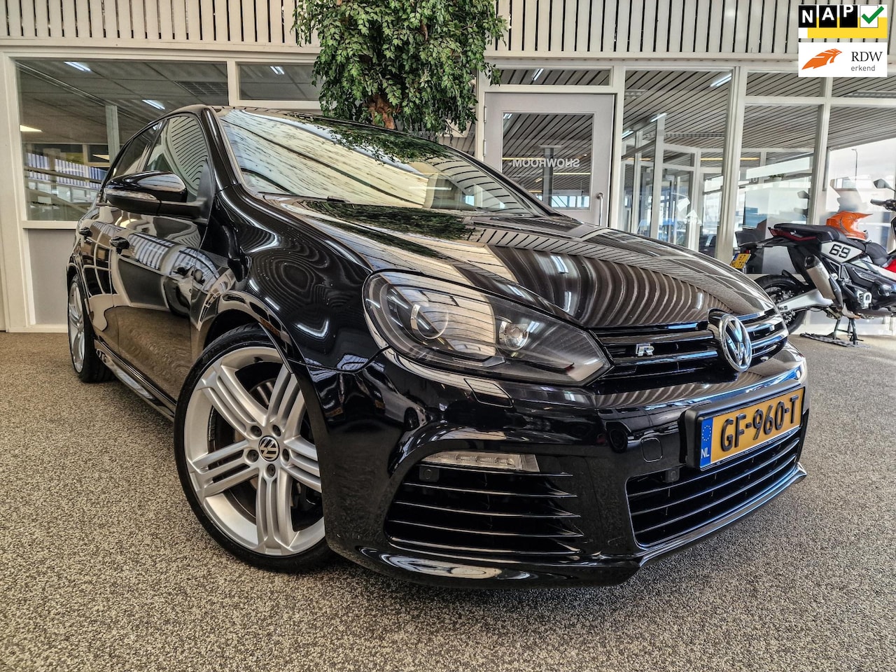 Volkswagen Golf - 2.0 R 4-Motion DSG LEDER DYNAUDIO CAMERA KEYLESS - AutoWereld.nl