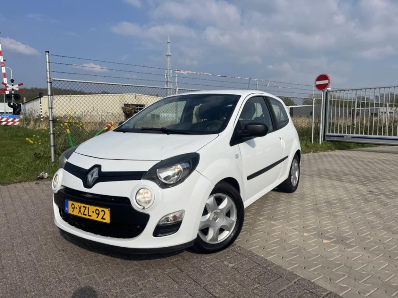 Renault Twingo - 1.2 16V Acces 1.2 16V Acces - AutoWereld.nl